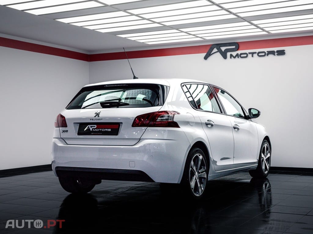 Peugeot 308 1.6 e-HDi Active J17