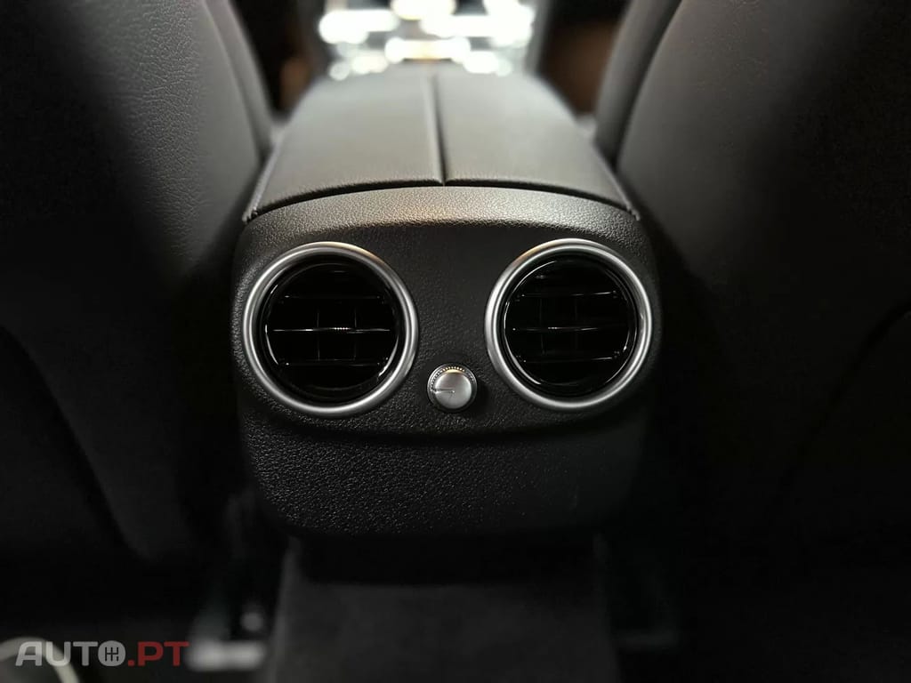 Mercedes-Benz C 300 e AMG Line