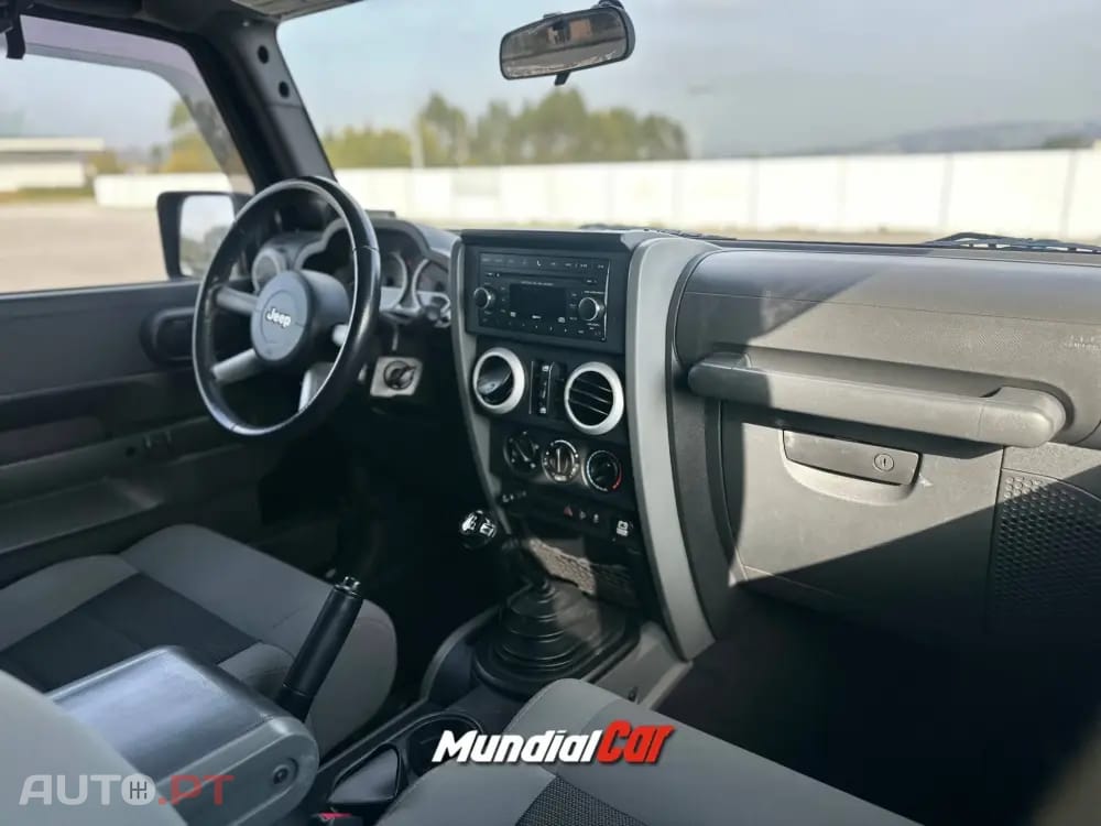 Jeep Wrangler 2.8 CRD Sahara AT