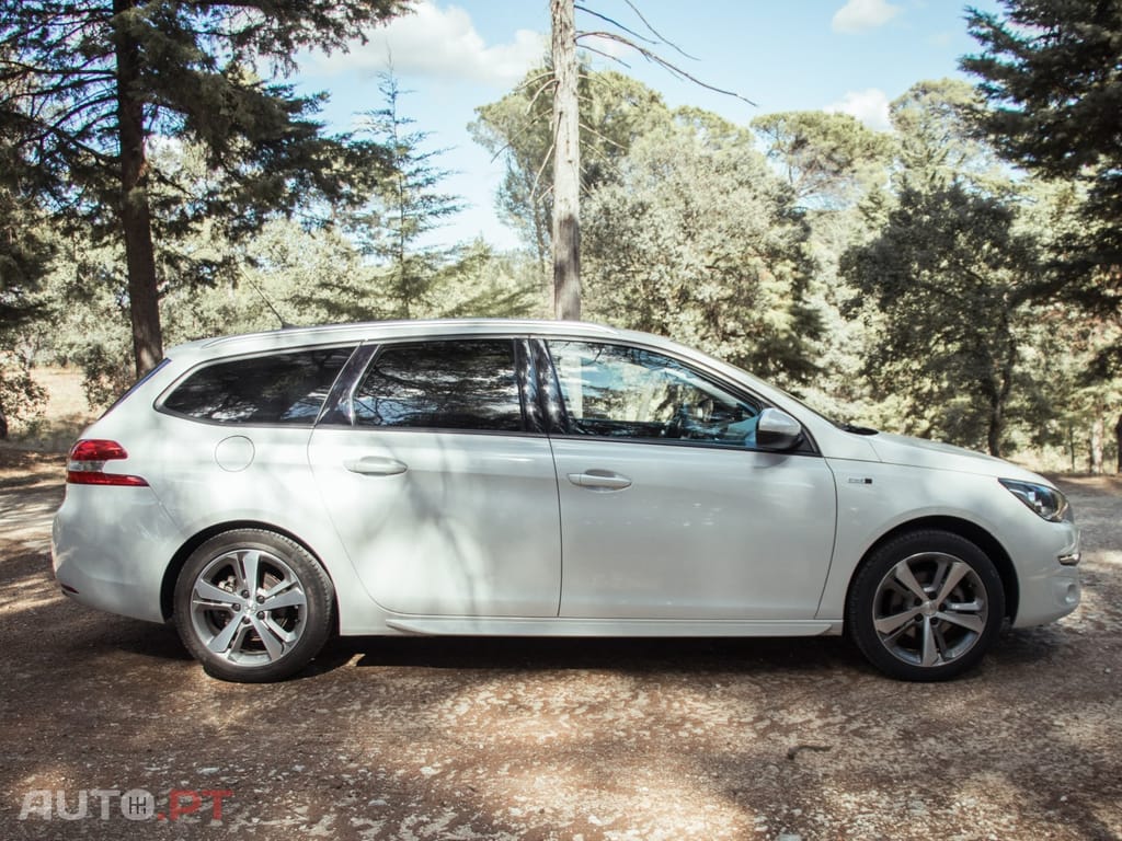 Peugeot 308 SW 1.2 PureTech Style