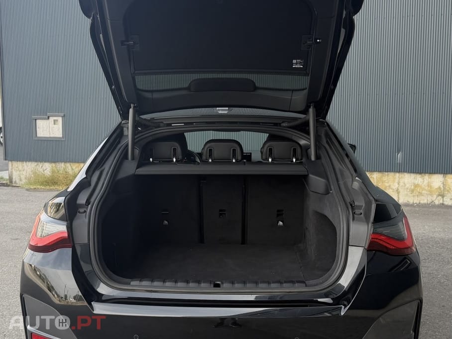 BMW i4 eDrive35 Gran Coupe M Sport — fotografia 18