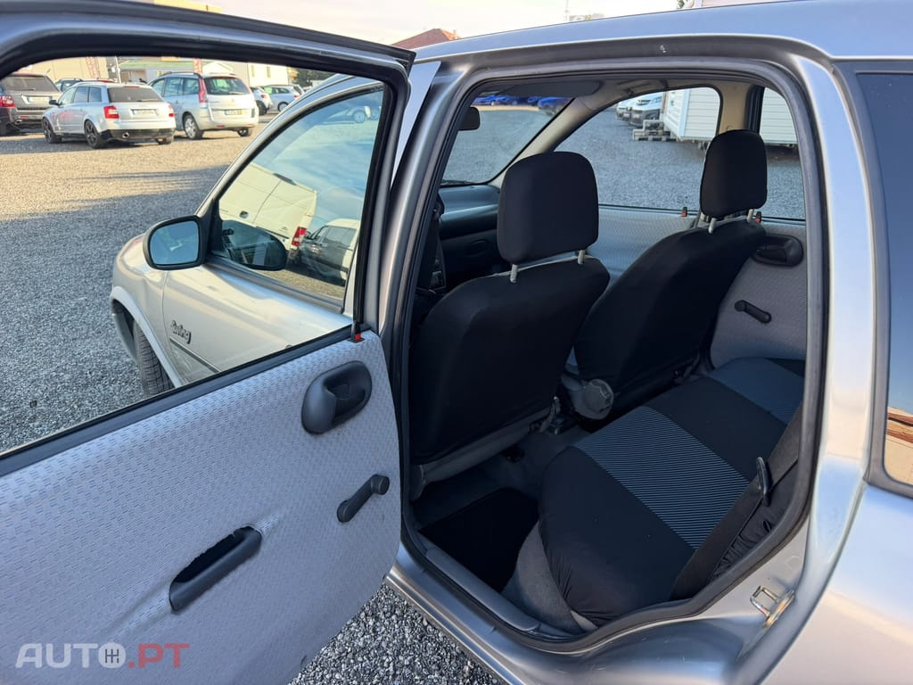 Opel Corsa 1.2 City