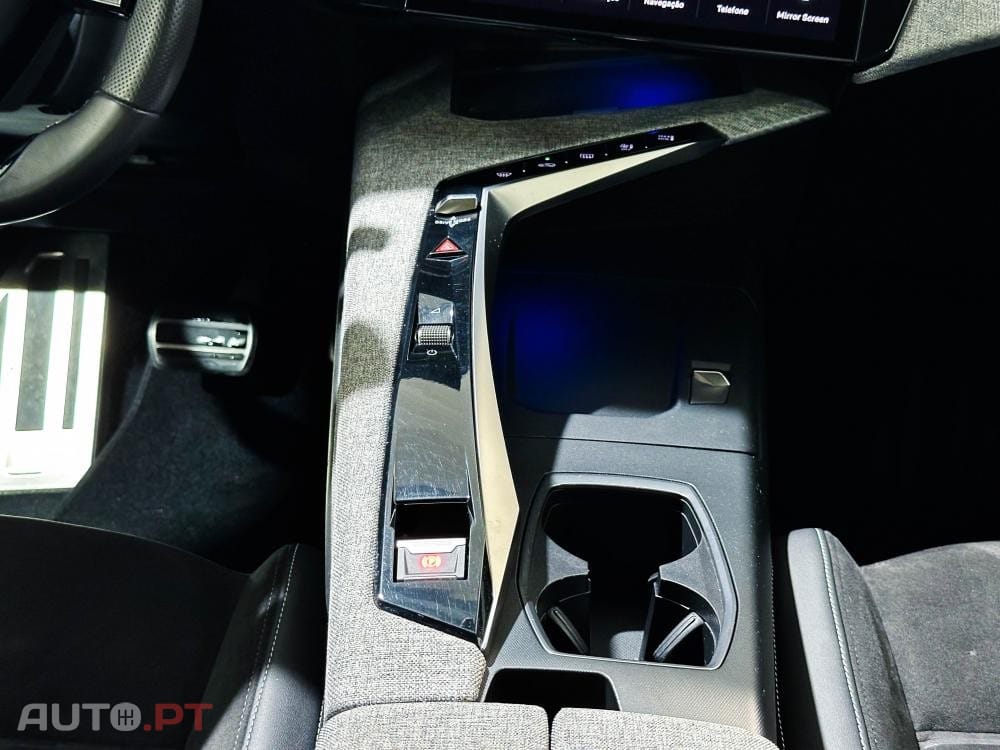 Peugeot E-3008 73 kWh GT