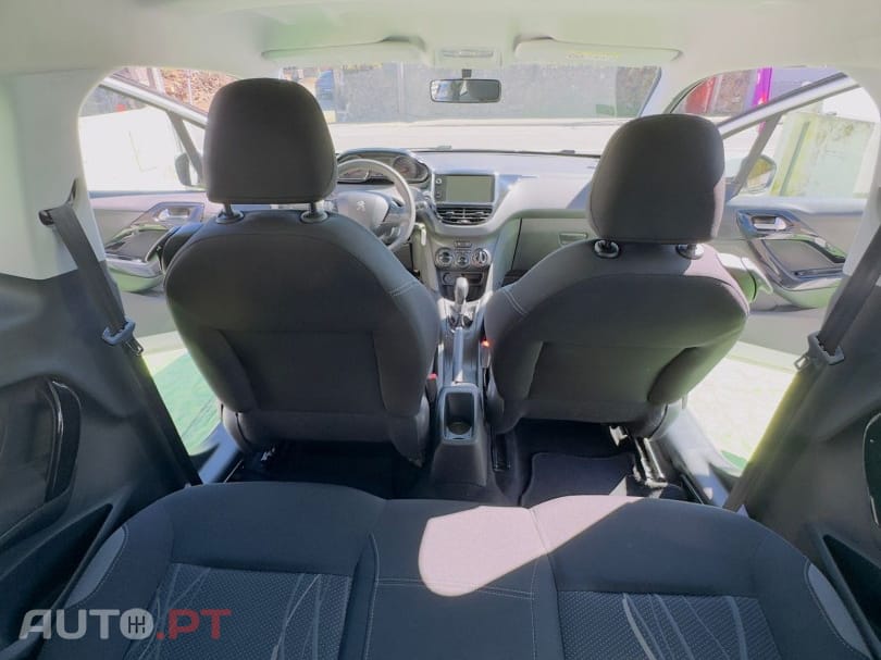 Peugeot 208 PureTech 68 Active