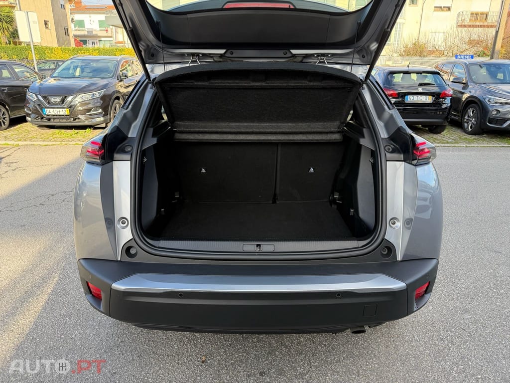 Peugeot 2008 1.2 PureTech Active Pack