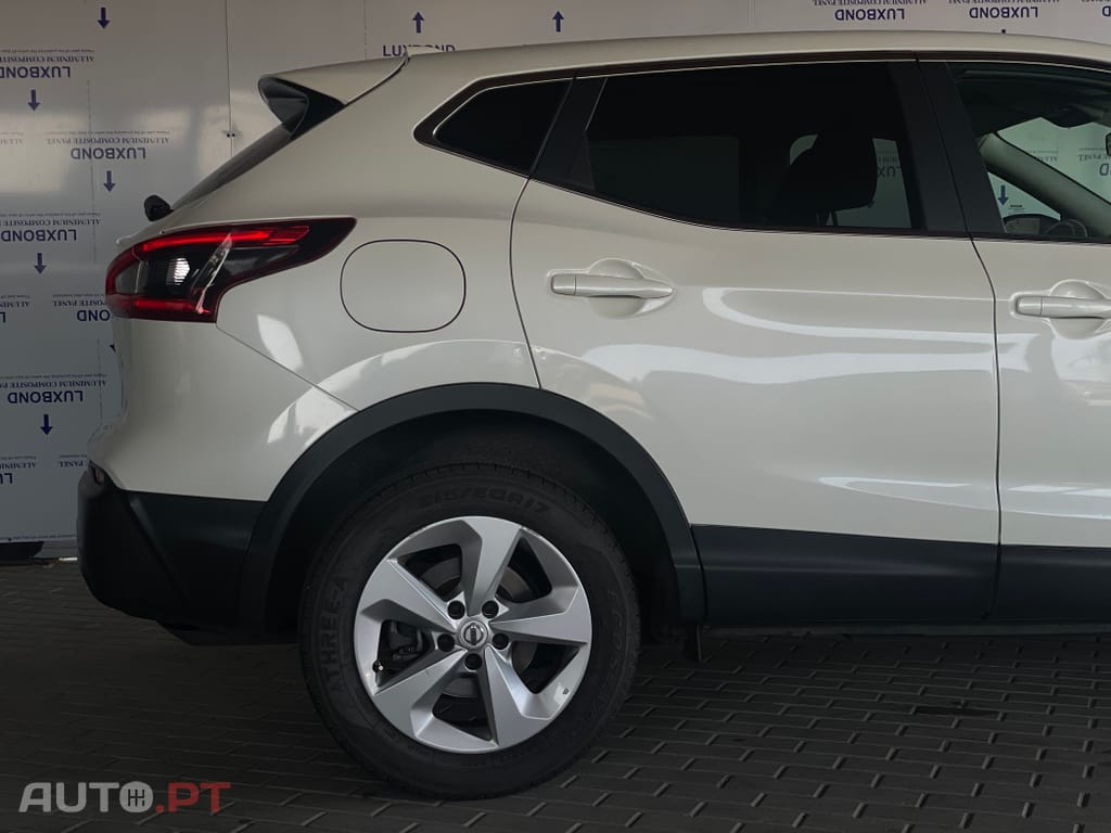 Nissan Qashqai 1.5 dCi N-Connecta