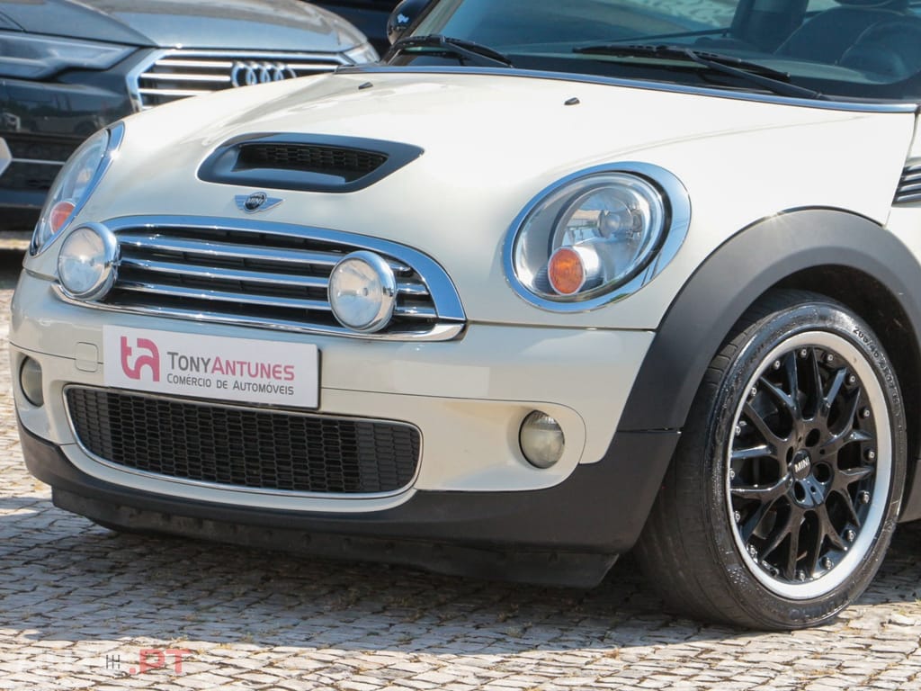 MINI Cooper Cooper D
