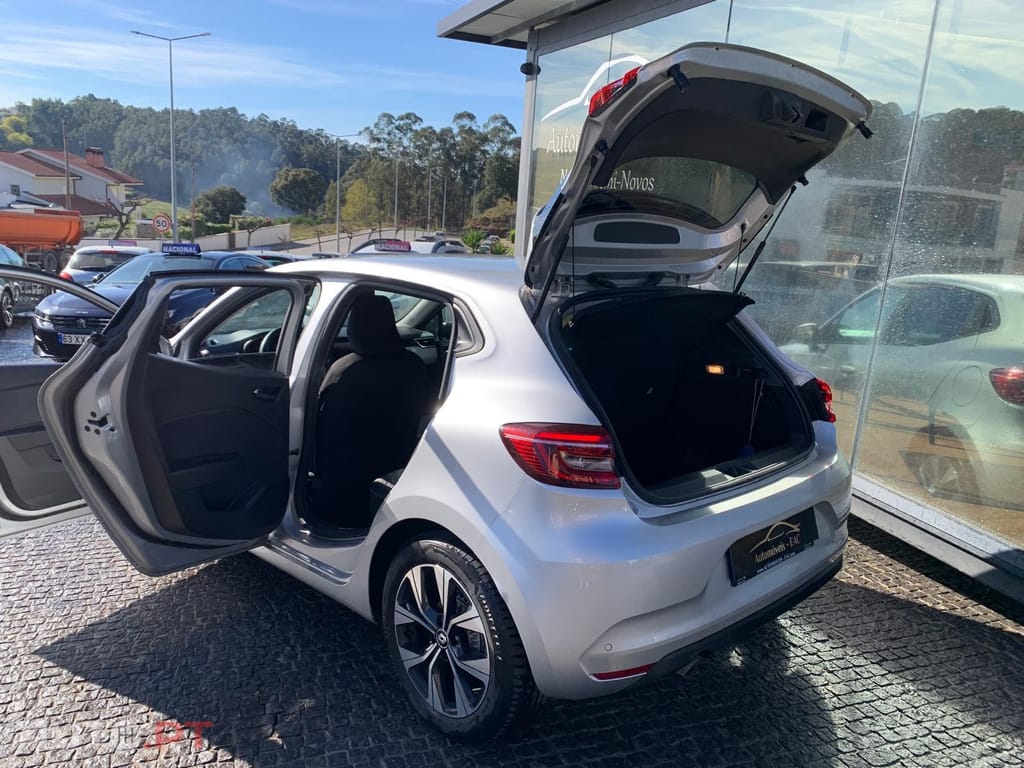 Renault Clio 1.0 TCe Techno Bi-Fuel