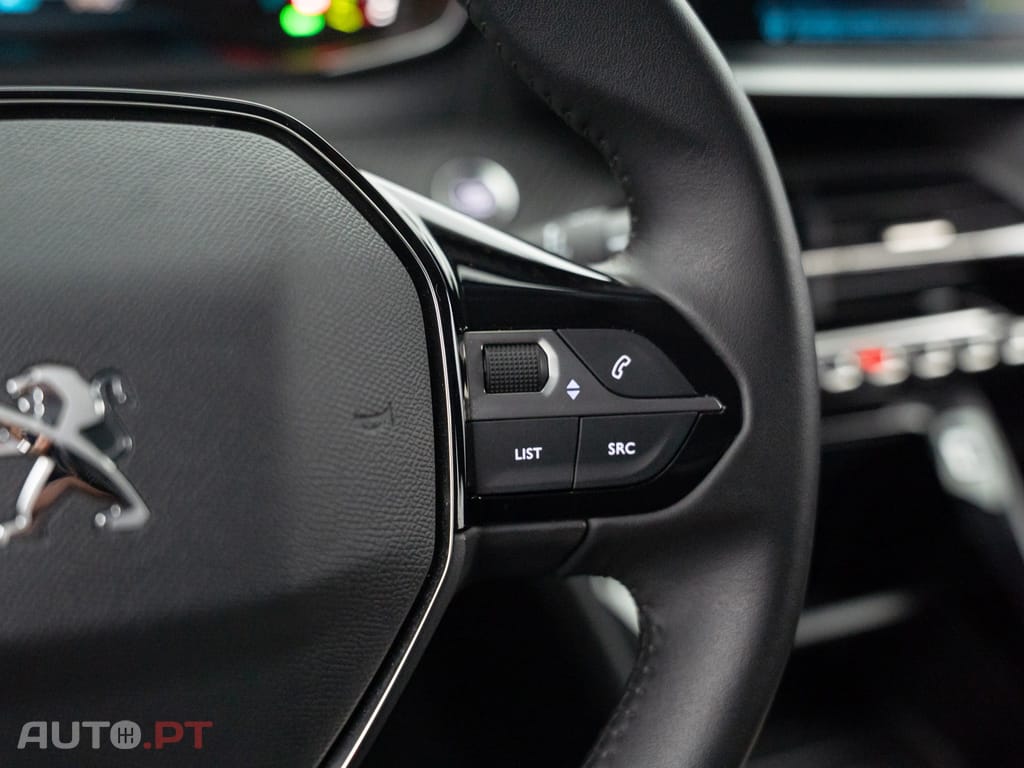 Peugeot E-208 50 kWh Allure