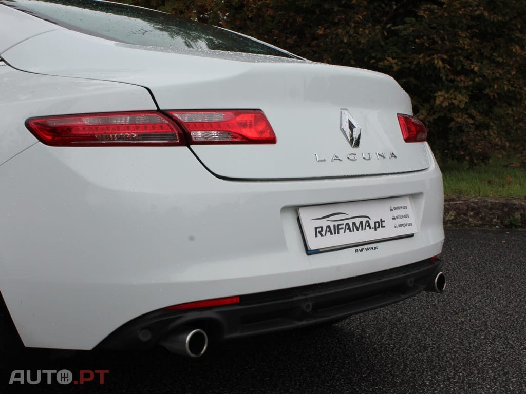 Renault Laguna Coupe 2.0 dCi Dynamique S 4Control