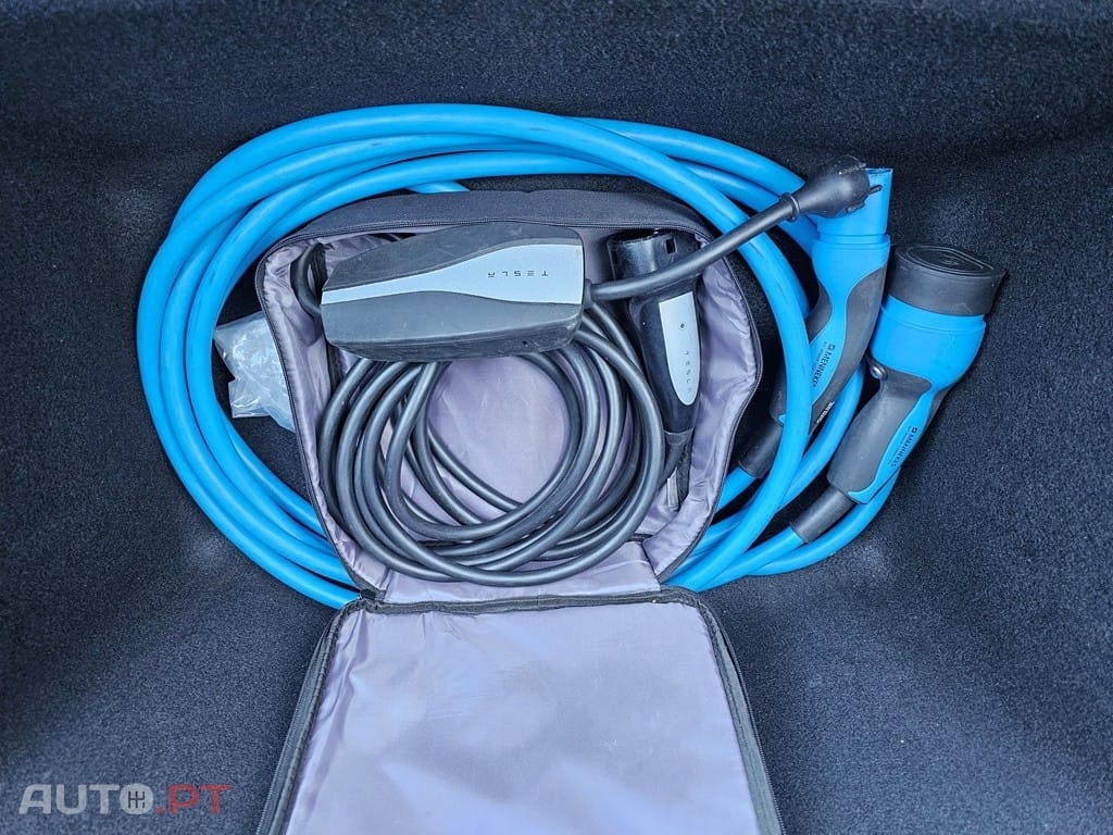 Tesla Model 3 Standard Range Plus RWD