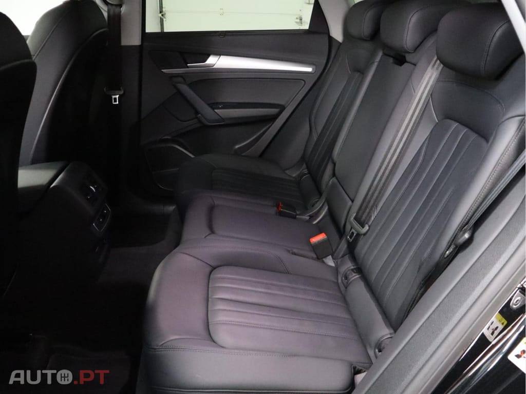 Audi Q5 50 TFSIe quattro S tronic Advance 