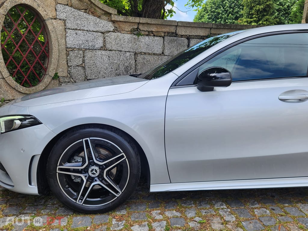 Mercedes-Benz A 180 d AMG Line