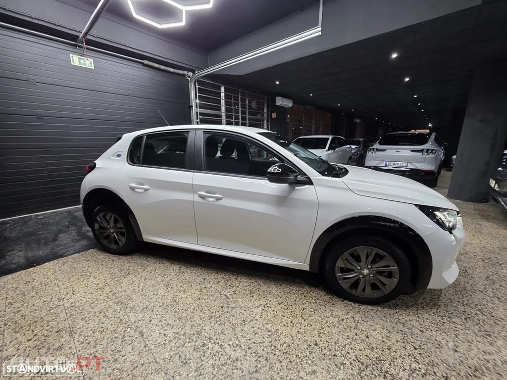 Peugeot E-208 50 kWh Active Pack