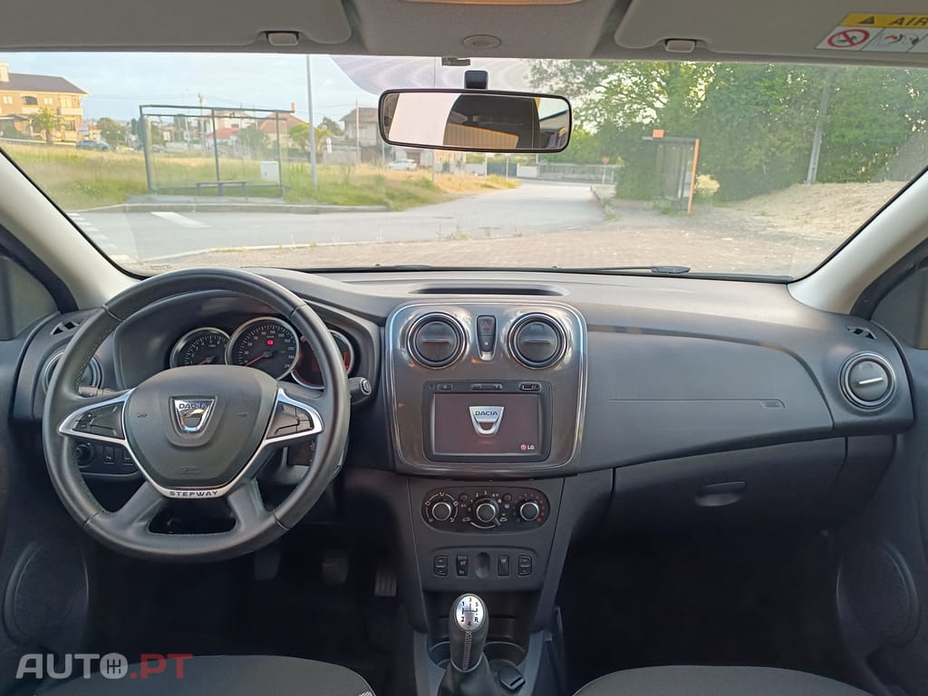 Dacia Logan MCV 0.9 TCe Stepway - Nacional