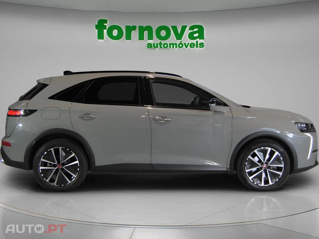 DS DS7 E-Tense Performance Line