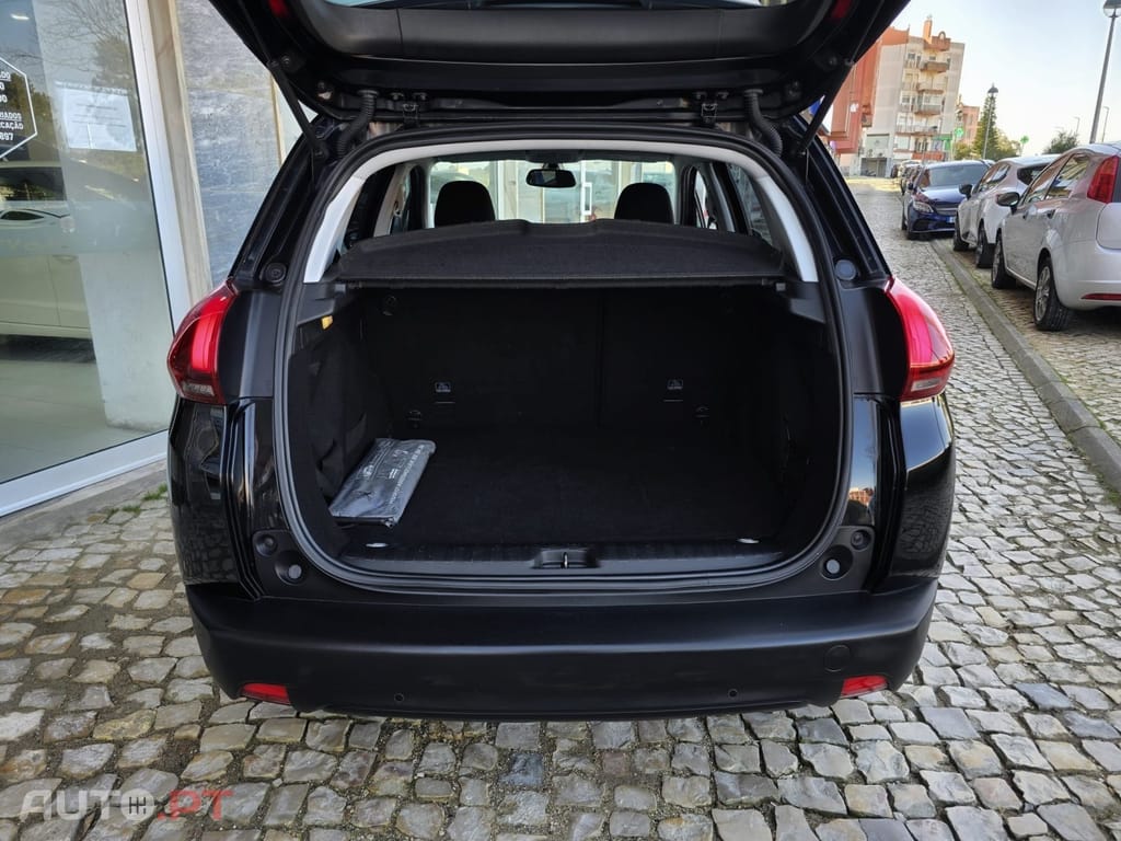 Peugeot 2008 1.6 BlueHDi Style