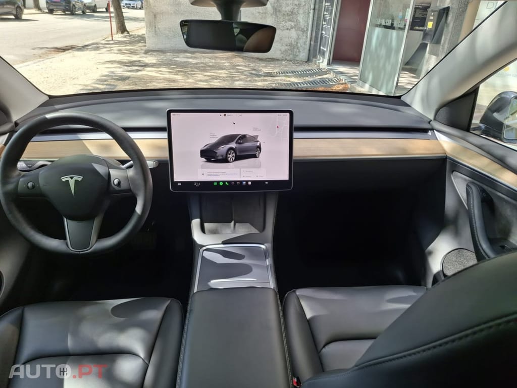 Tesla Model Y Long Range Tração Integral