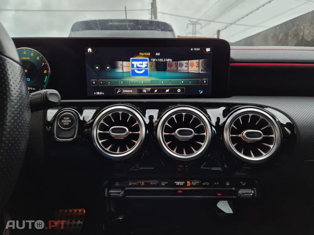 Mercedes-Benz CLA 250 e Shooting Brake AMG Line