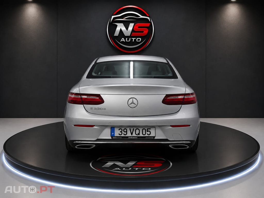Mercedes-Benz E 220 Coupe