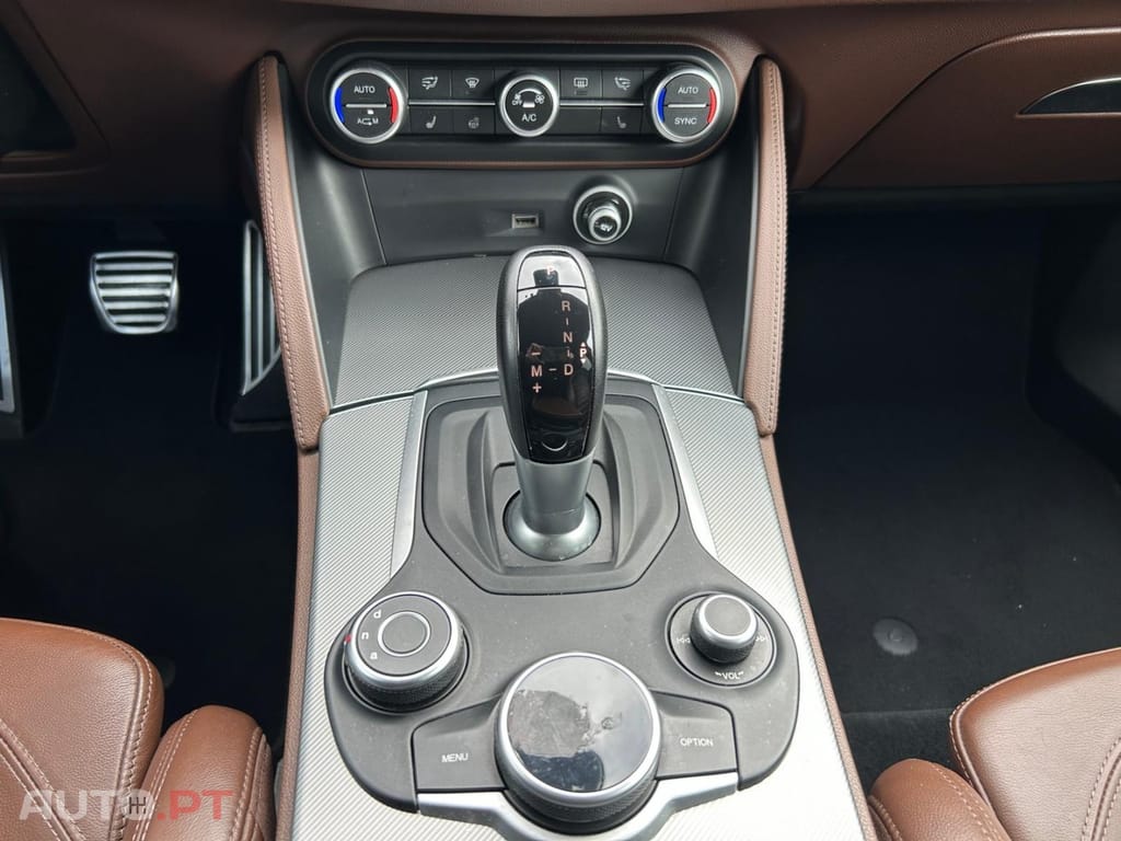 Alfa Romeo Stelvio 2.2 D Super AT8 Q4