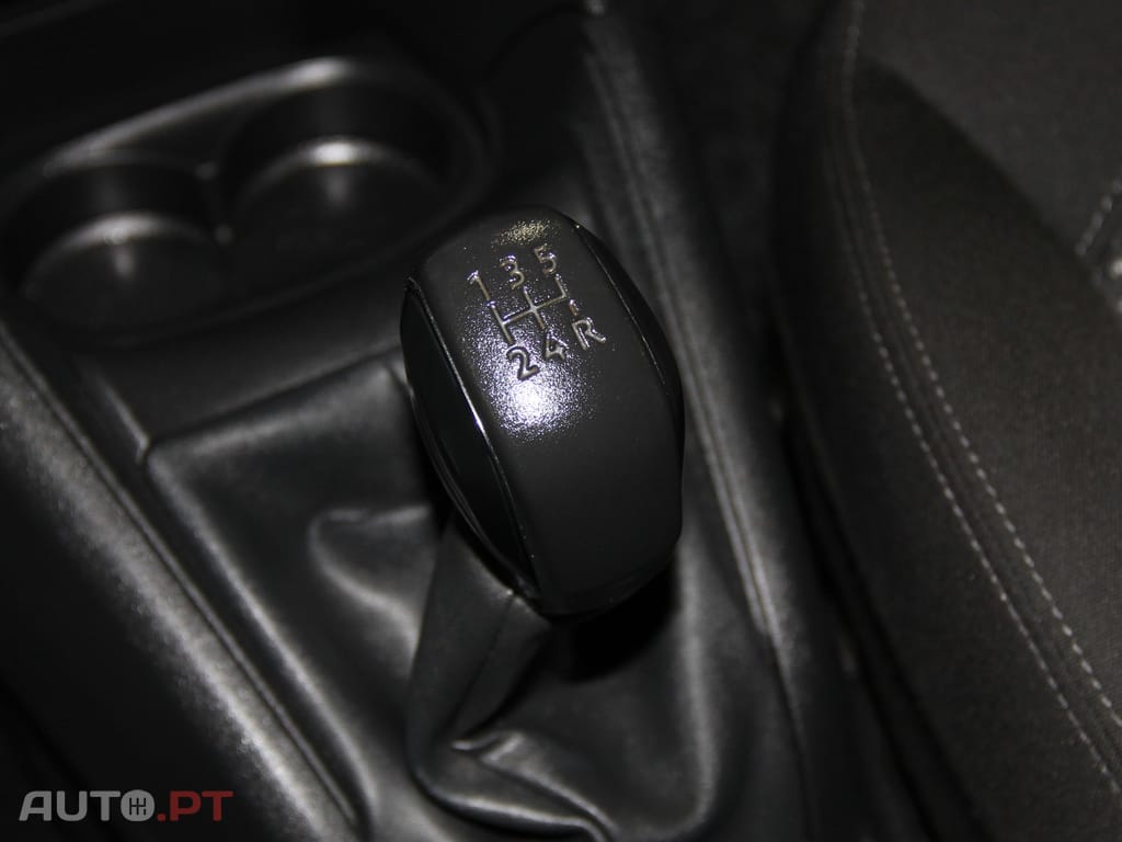 Peugeot 208 1.6 BlueHDi