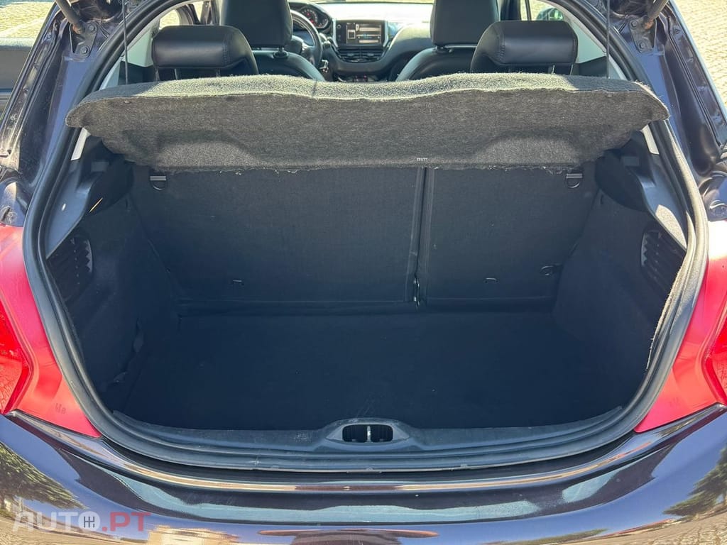 Peugeot 208 1.6 e-HDi Allure