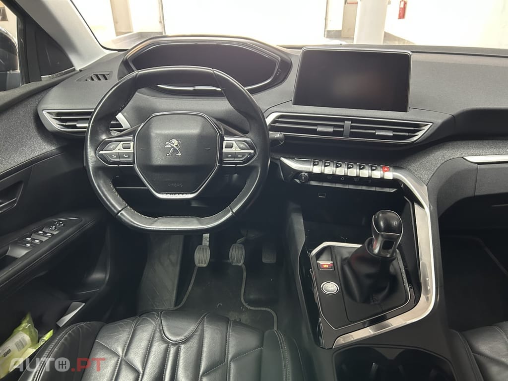 Peugeot 5008 1.6 HDi Allure J18