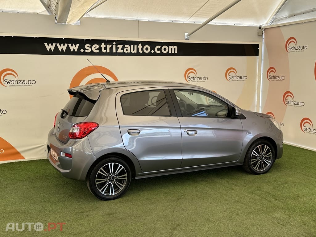 Mitsubishi Space Star 1.2 Intense Connect Edition