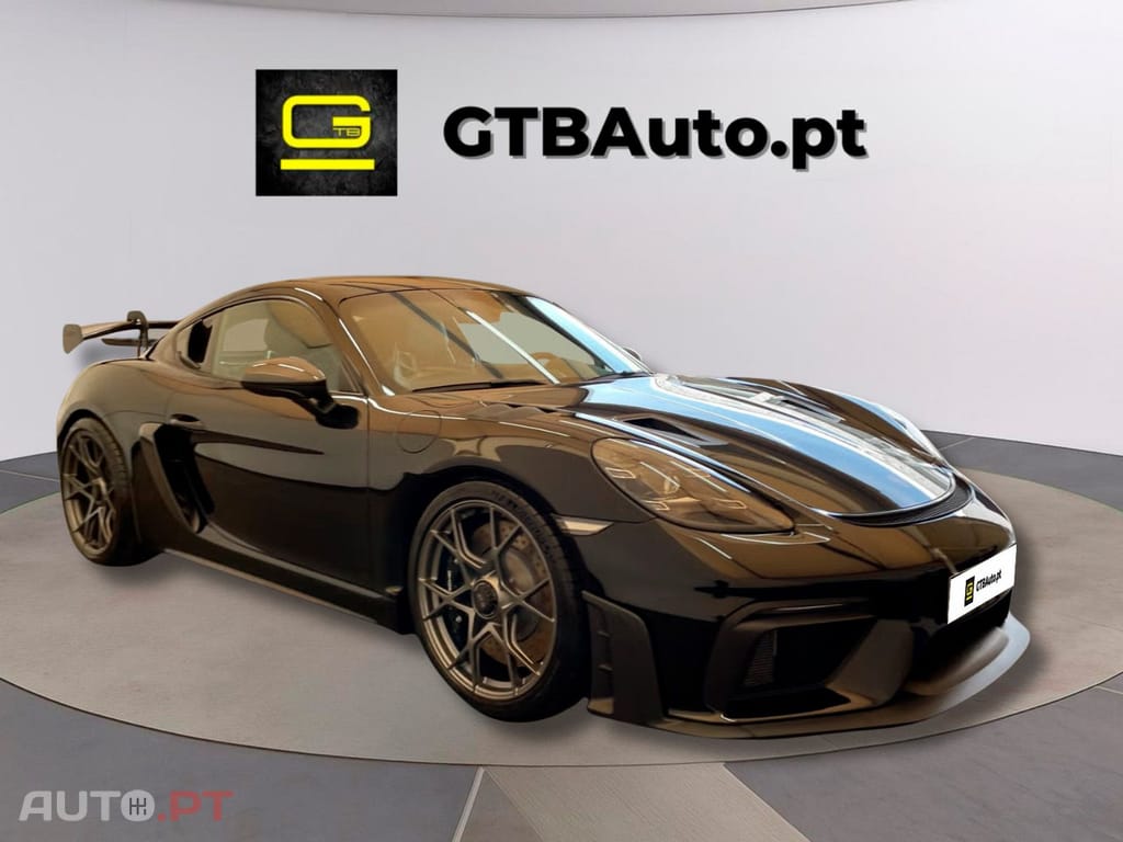 Porsche 718 GT4 RS 
