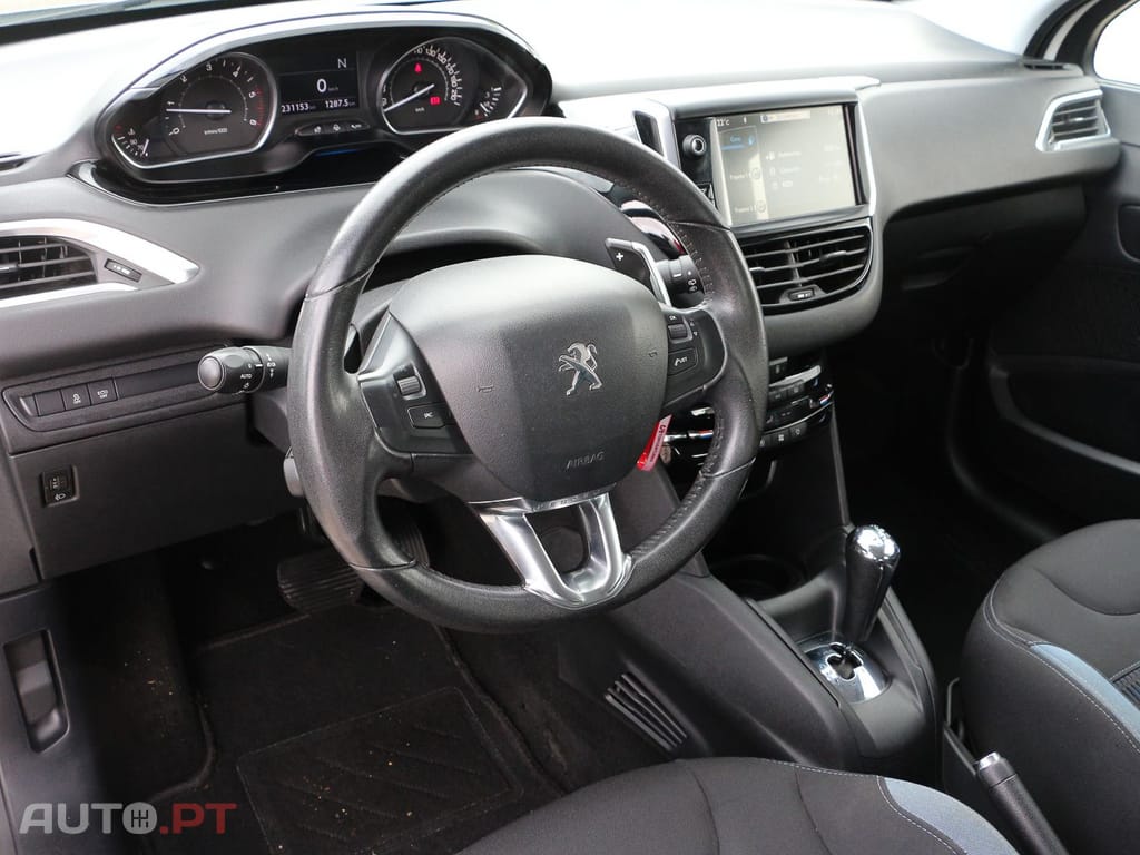 Peugeot 208 1.6 e-HDi Allure 2-Tronic
