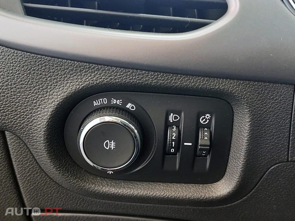 Opel Astra 1.0 Turbo S&S Edition