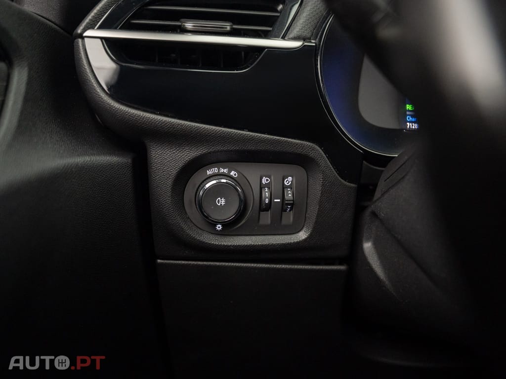 Opel Corsa-E Business