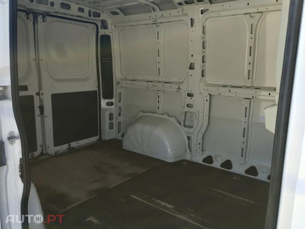 Peugeot Boxer 2.2 BLUE HDI 330 L1H1 PRO