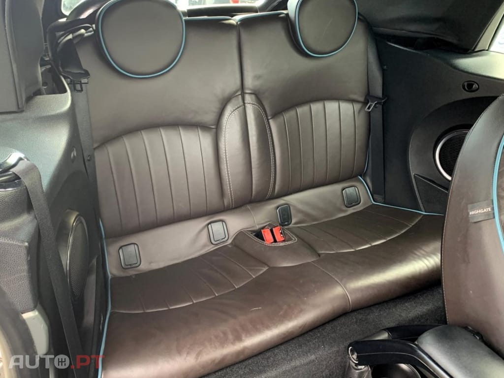 MINI Cabrio Cooper D