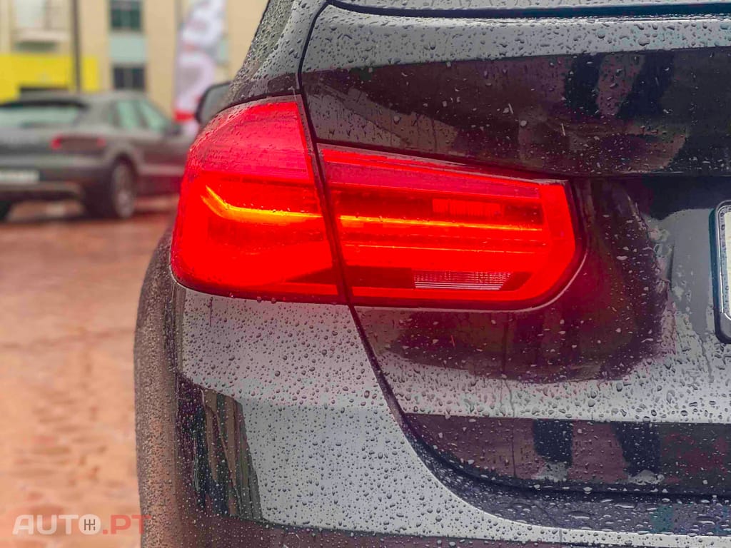 BMW 318 d Touring Line Sport