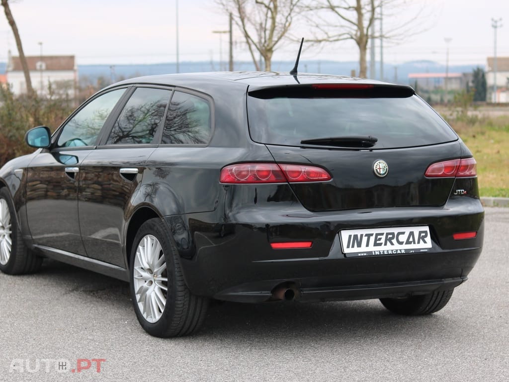 Alfa Romeo 159 Sportwagon 2.0 JTDM Sport  170 Cv.