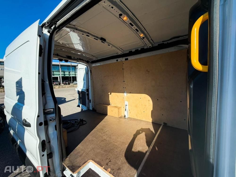 Ford Transit L2H2 Trend