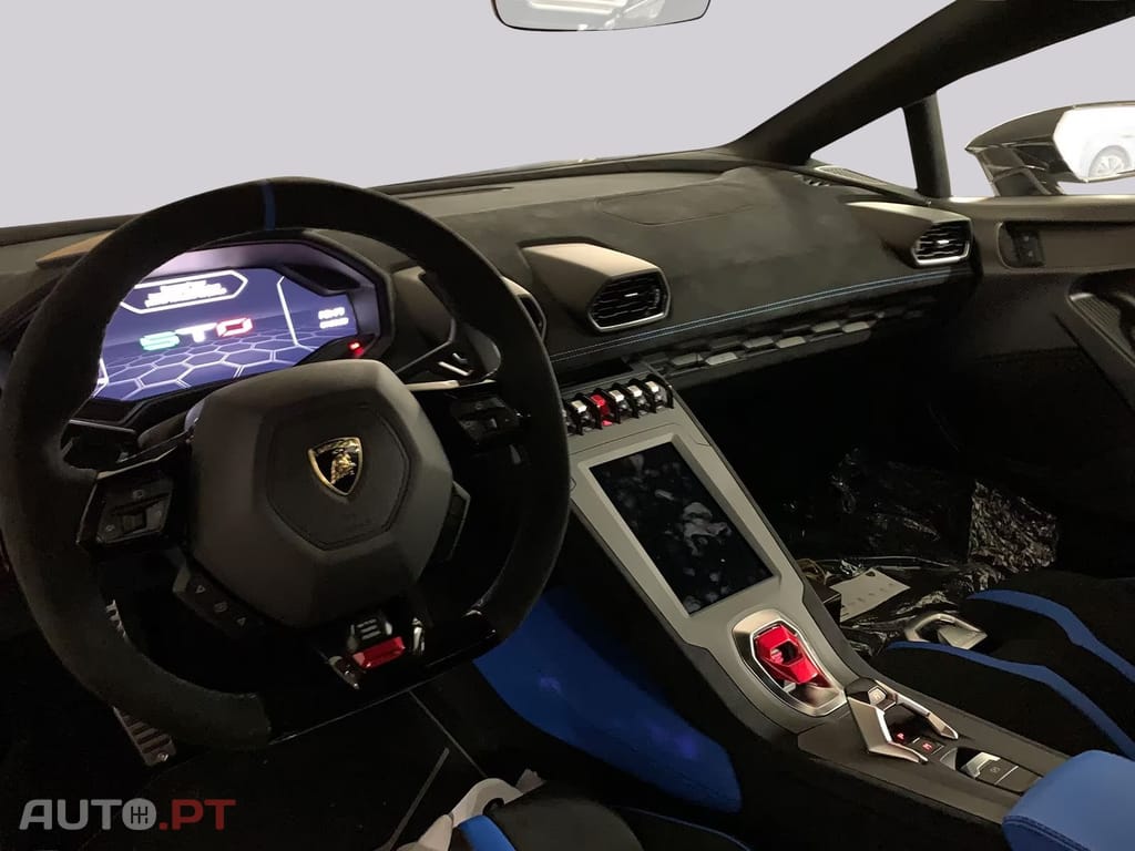 Lamborghini Huracán STO