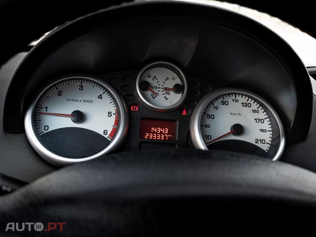 Peugeot 207 1.4 HDi