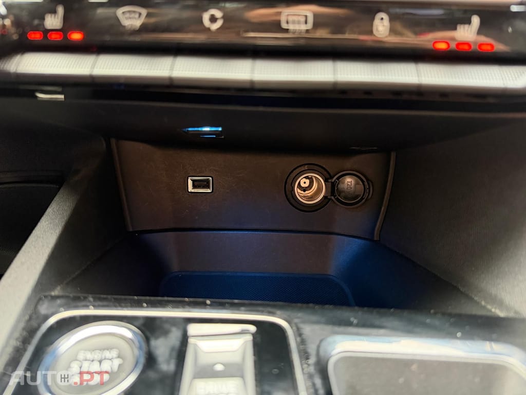 Peugeot 3008 1.2 Puretech EAT8 