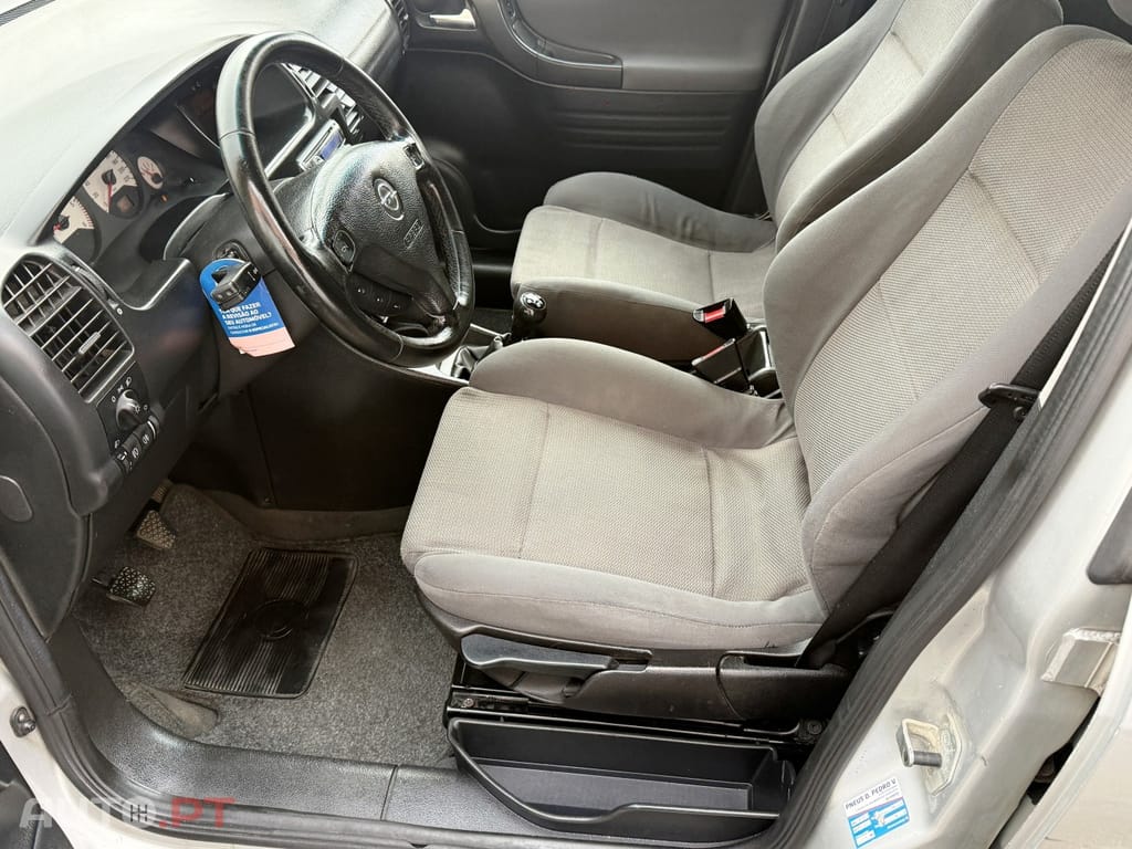 Opel Zafira sport