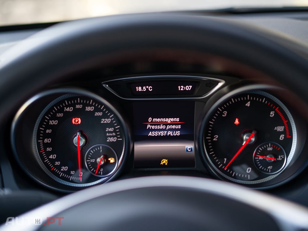 Mercedes-Benz CLA 180 d AMG Line