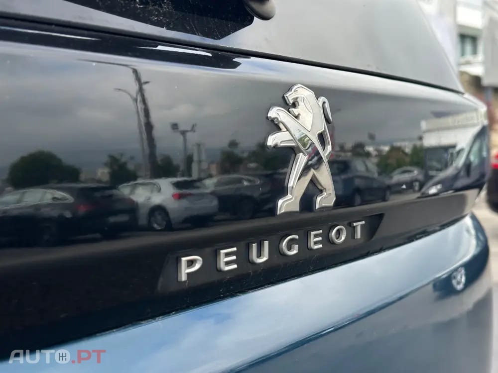 Peugeot 5008 1.5 BlueHDi Allure EAT8