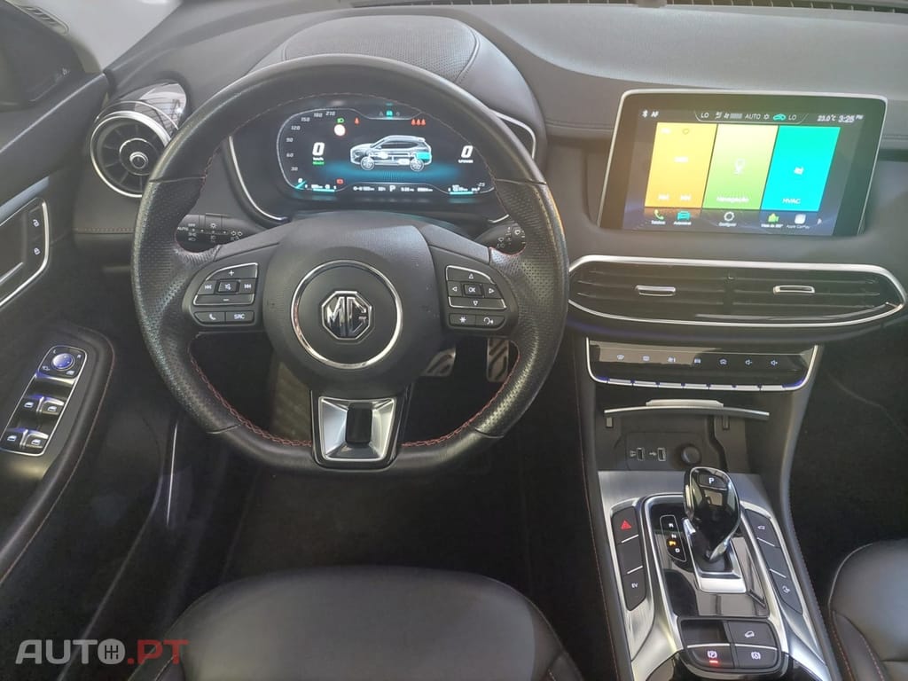 MG EHS PHEV Luxury