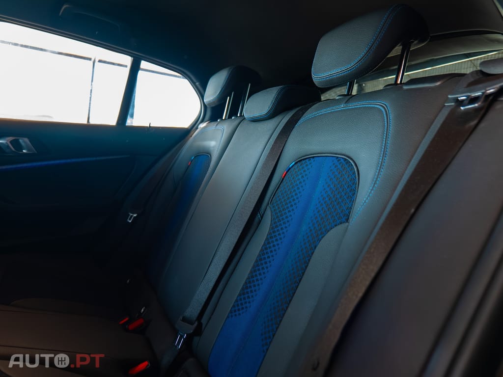 BMW 116 d Pack Desportivo M