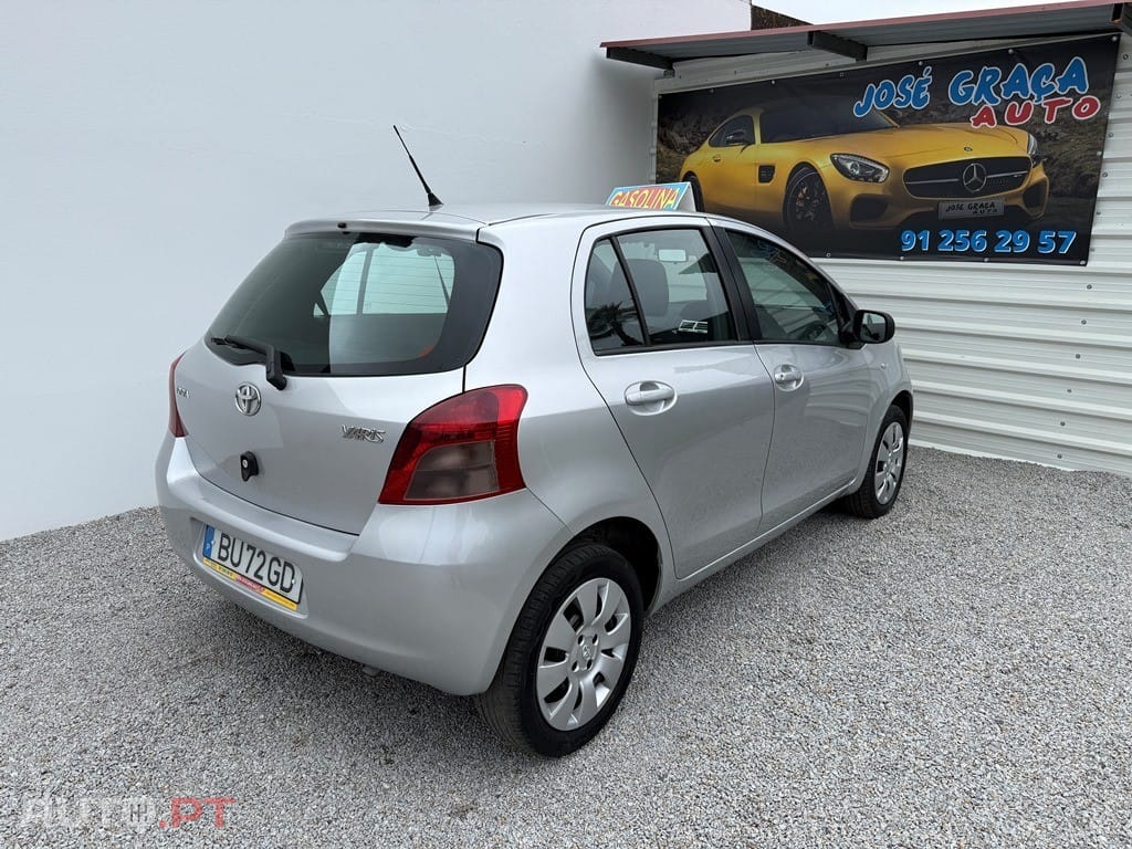 Toyota Yaris 1.0 VVT-i Comfort+AC