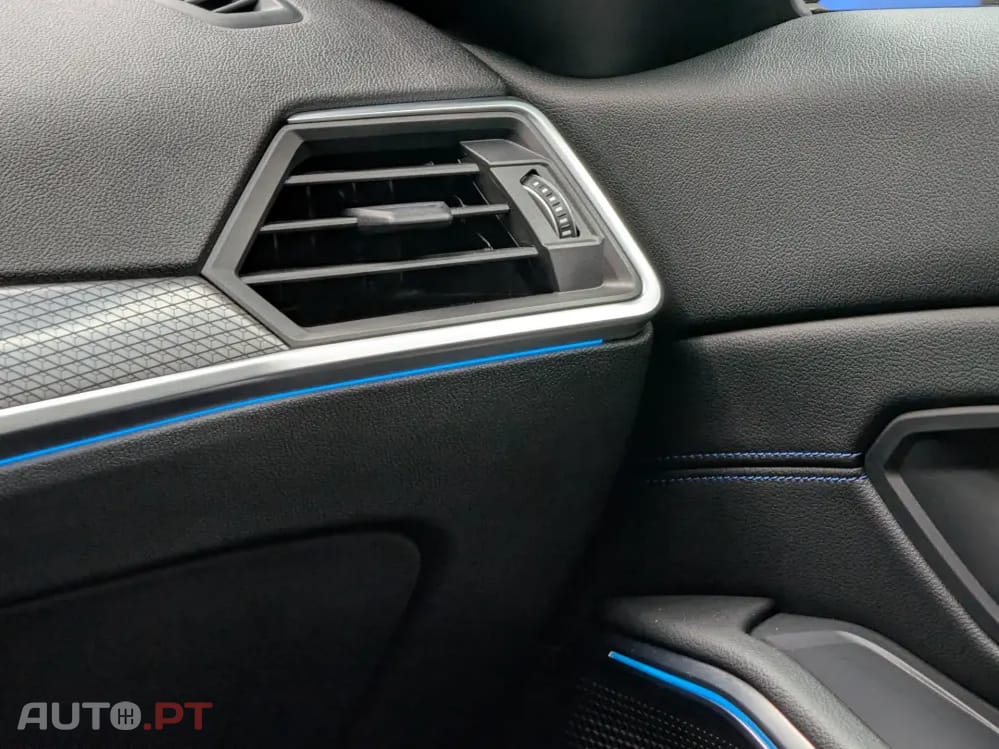 BMW 320 e Pack Desportivo M Auto