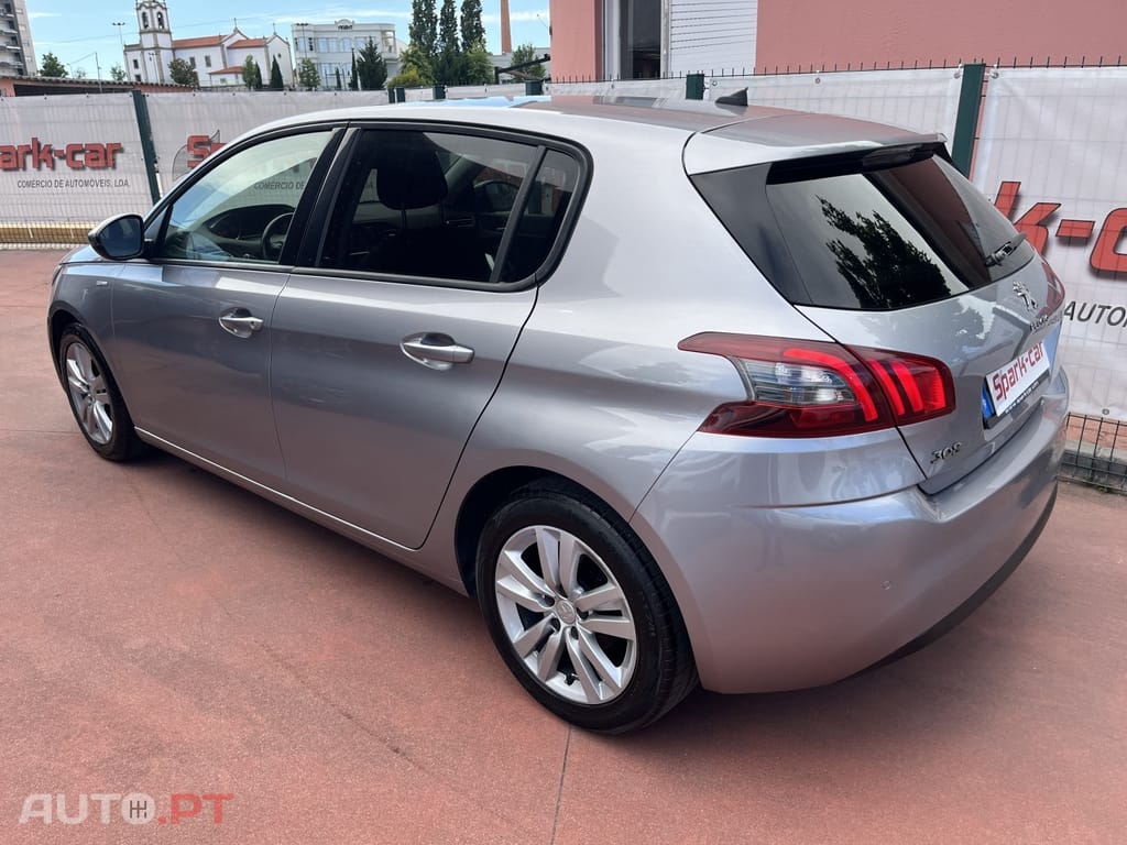 Peugeot 308 1.2 PureTech Style