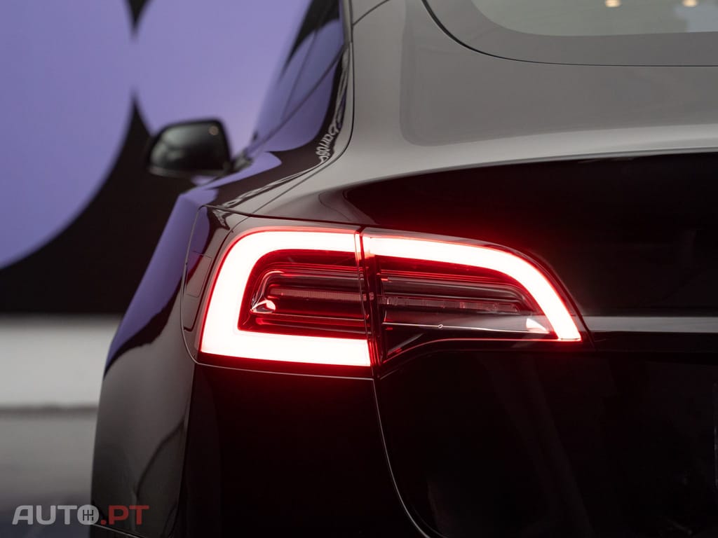 Tesla Model 3 Long Range Tração Integral